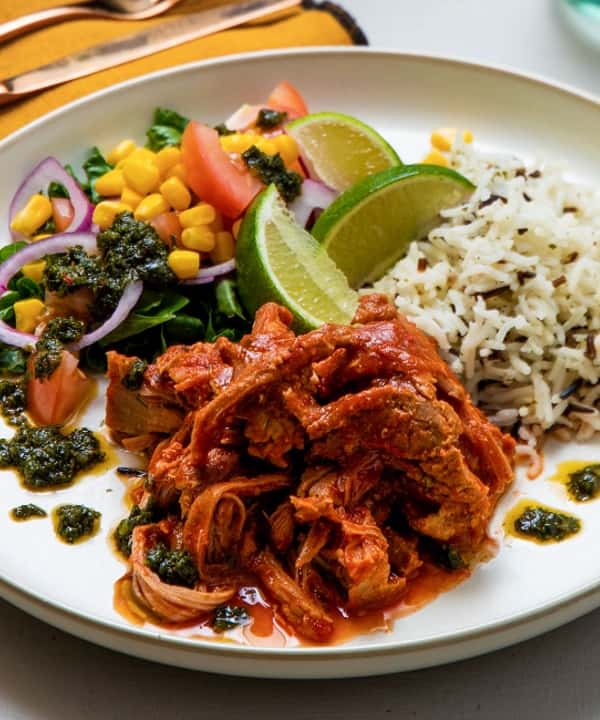 Pulled pork med krydret ris, og maissalat med koriander
