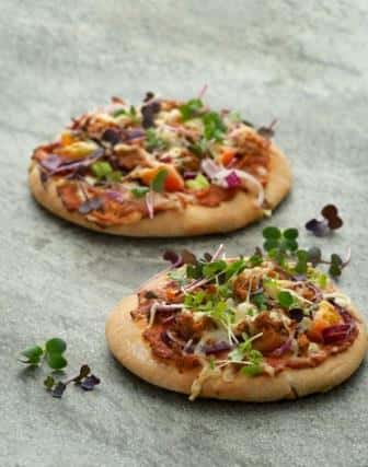 Pitapizza med hot tunfisk