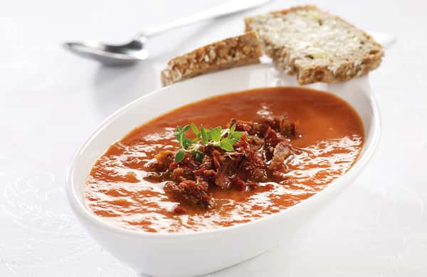 Tomatsuppe med soltørket tomat