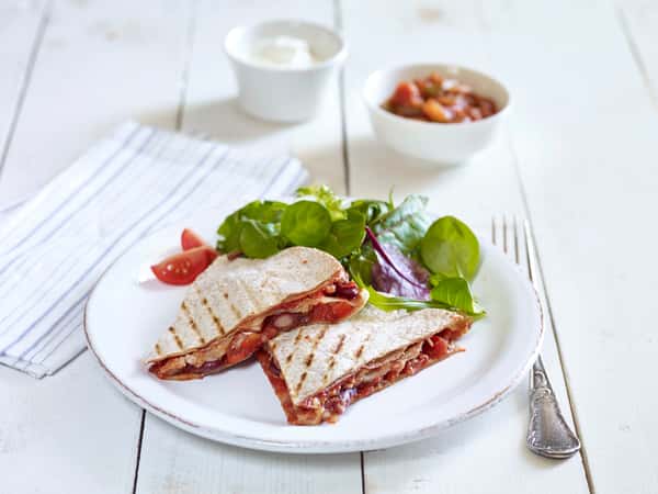 Quesadilla med pulled pork og smoky barbeque