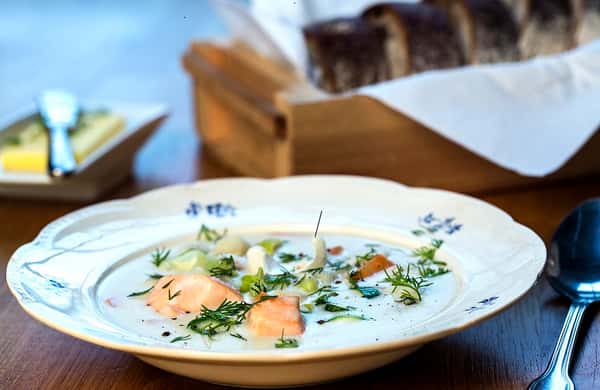 Fiskesuppe med gulrot og fennikel