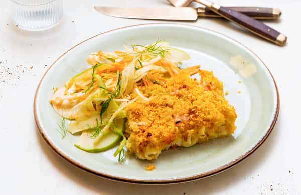 Fiskegrateng med eple- og fennikelsalat med sennepsvinaigrette